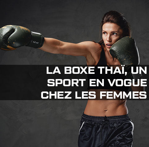 Jeune femme pratiquant la boxe thai