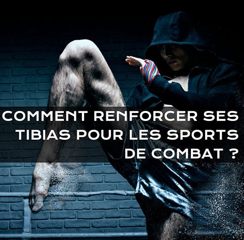 Jeune homme qui met un coup de genoux